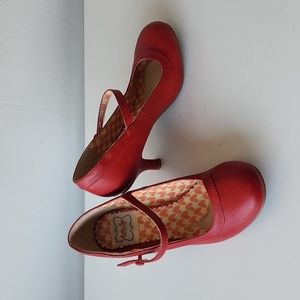 Bettie Page red mary jane kitten heel